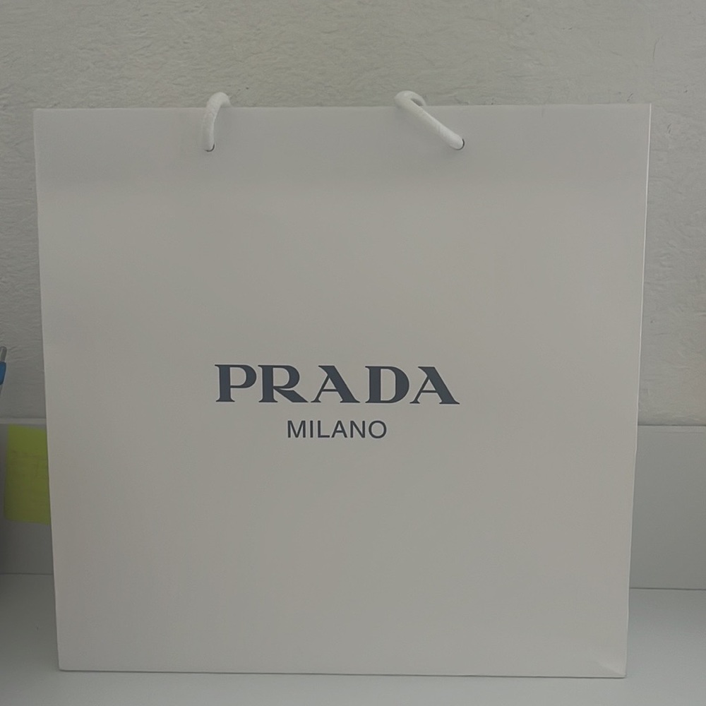 New Prada 1NH545 Black Piatto Maniglia Nylon Zip Top Wristlet Purse Pouch Bag - Picture 8 of 9